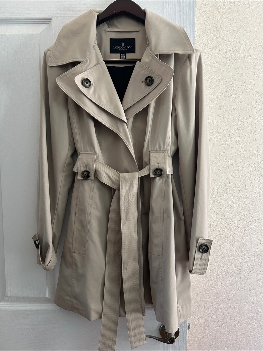 EUC - London Fog Light Tan Trench Coat